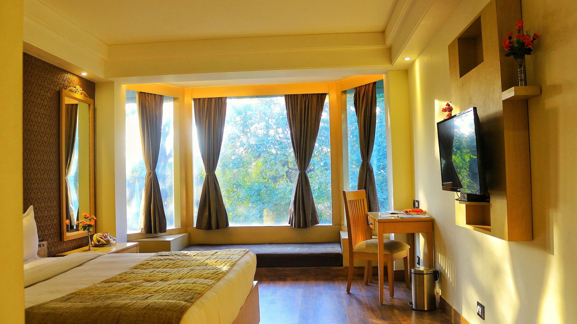 Dee Marks Airport Hotel & Resorts New Delhi Exterior photo