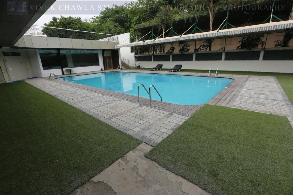 Dee Marks Airport Hotel & Resorts New Delhi Exterior photo